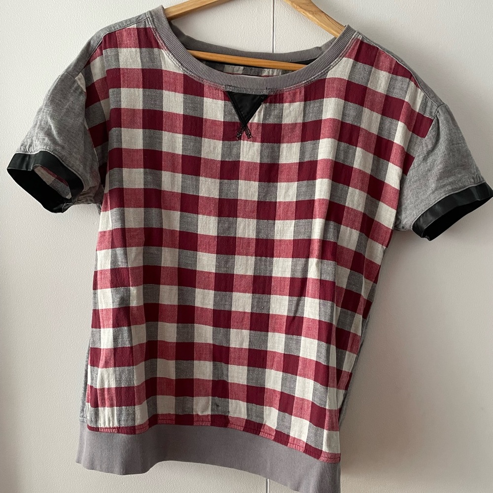 Kenneth Cole Reaction checkered T-shirt, size S